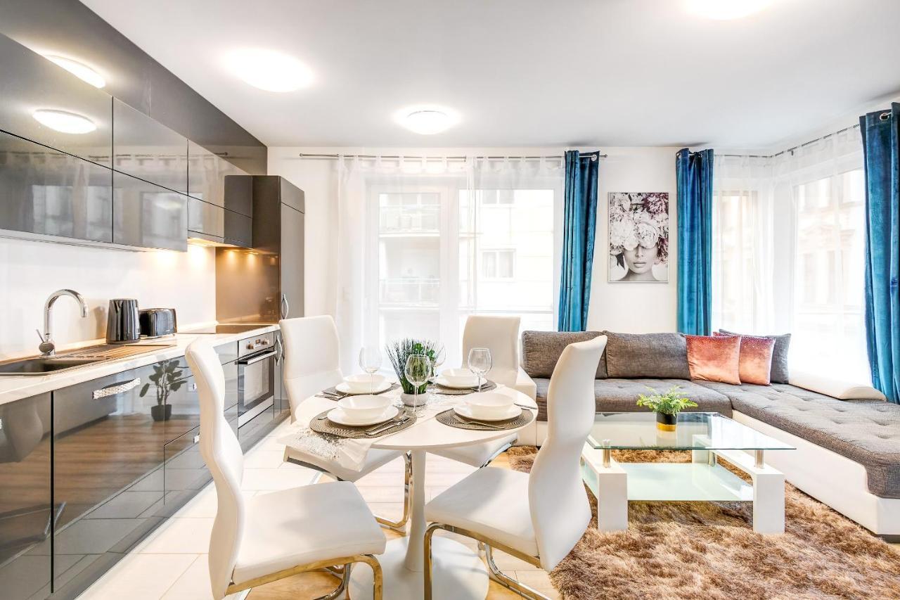 Modern Apartment With Free Garage And Balcony In The Downtown Budapeszt Zewnętrze zdjęcie