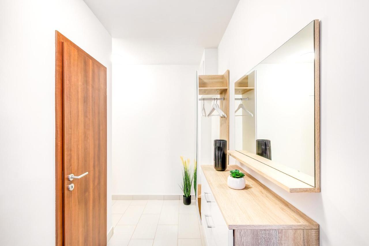 Modern Apartment With Free Garage And Balcony In The Downtown Budapeszt Zewnętrze zdjęcie