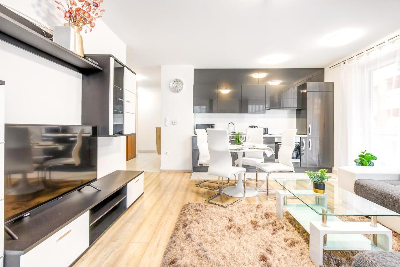Modern Apartment With Free Garage And Balcony In The Downtown Budapeszt Zewnętrze zdjęcie