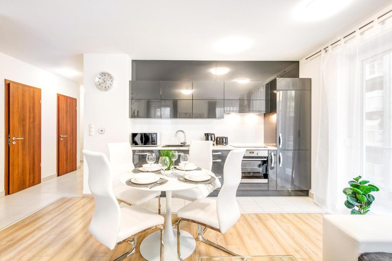 Modern Apartment With Free Garage And Balcony In The Downtown Budapeszt Zewnętrze zdjęcie