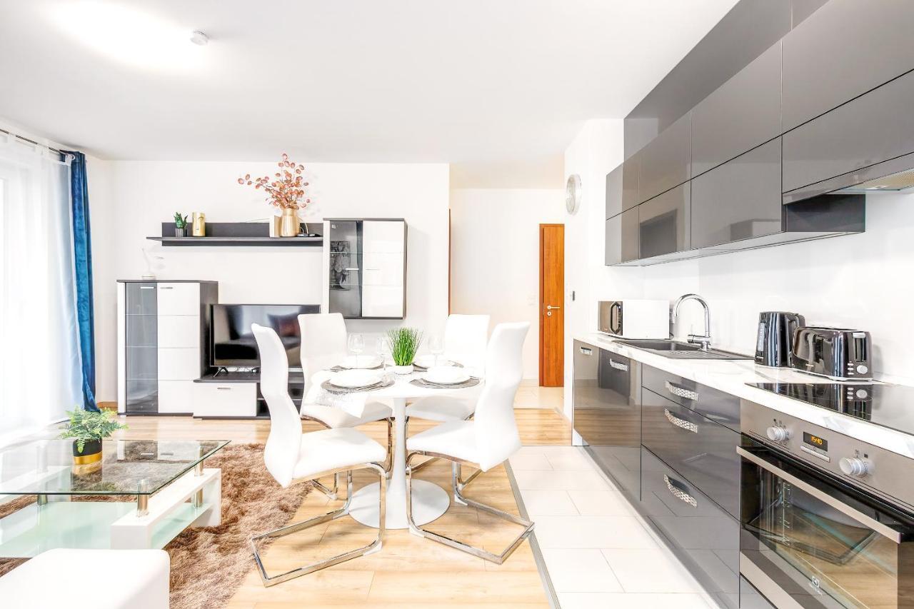 Modern Apartment With Free Garage And Balcony In The Downtown Budapeszt Zewnętrze zdjęcie